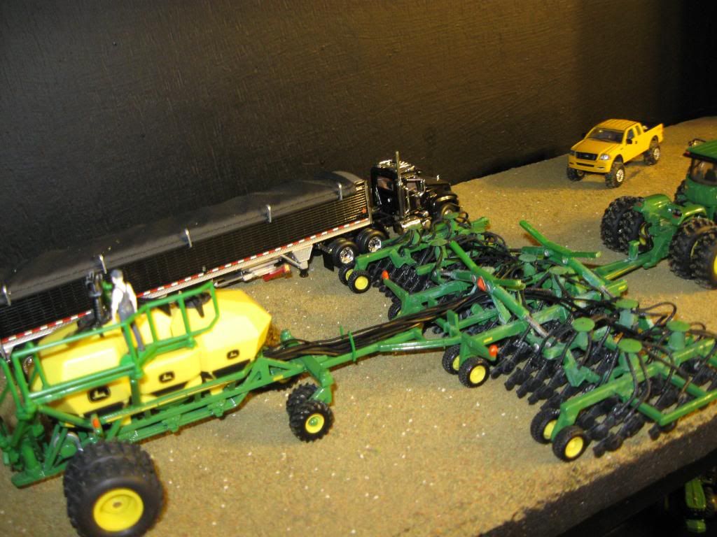 1/64 Mini Display Filling up the Air Seeder Toy Farmin' LLC